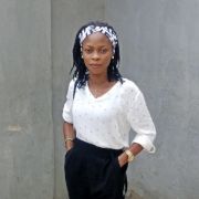 Esther, Omotusi